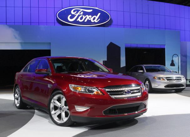 Ford Taurus 2010 Inside. you the 2010 Ford Taurus: